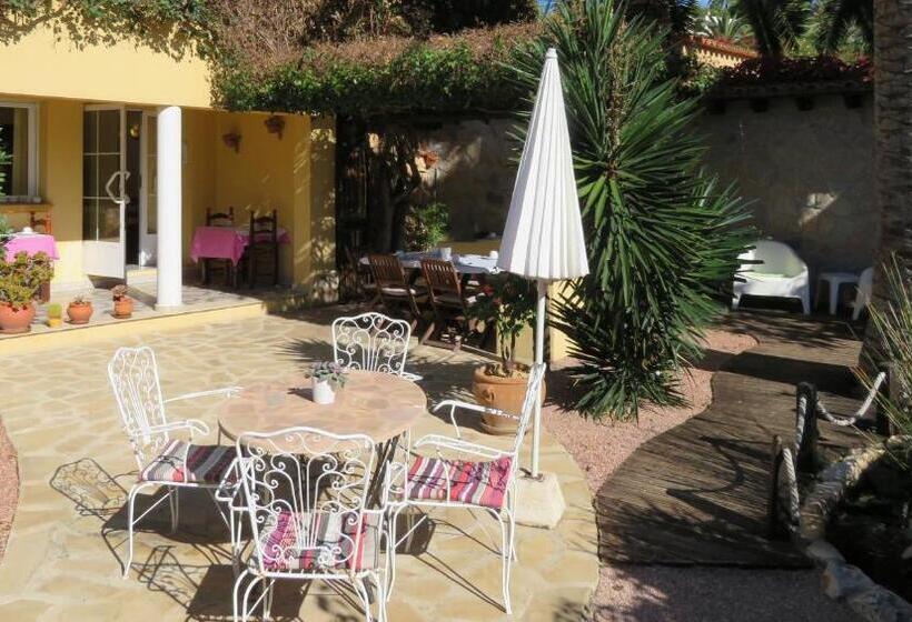 בית מלון כפרי Montemar