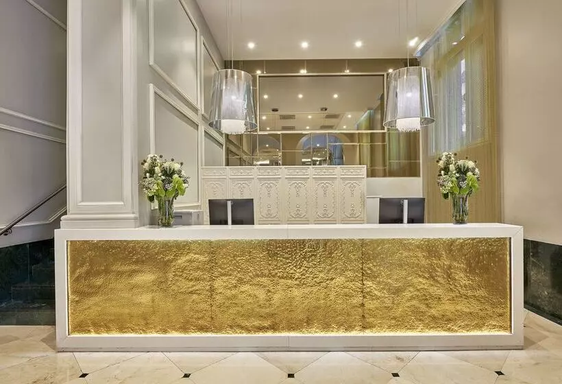 هتل NH Collection Madrid Abascal