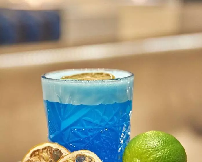 هتل NH Collection Madrid Abascal