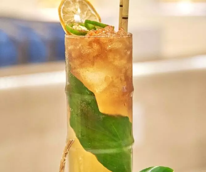 هتل NH Collection Madrid Abascal