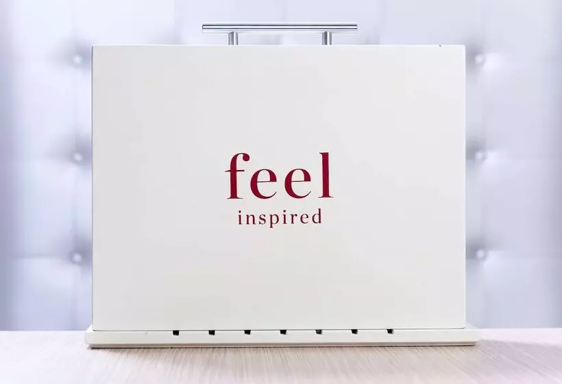 هتل NH Collection Madrid Abascal