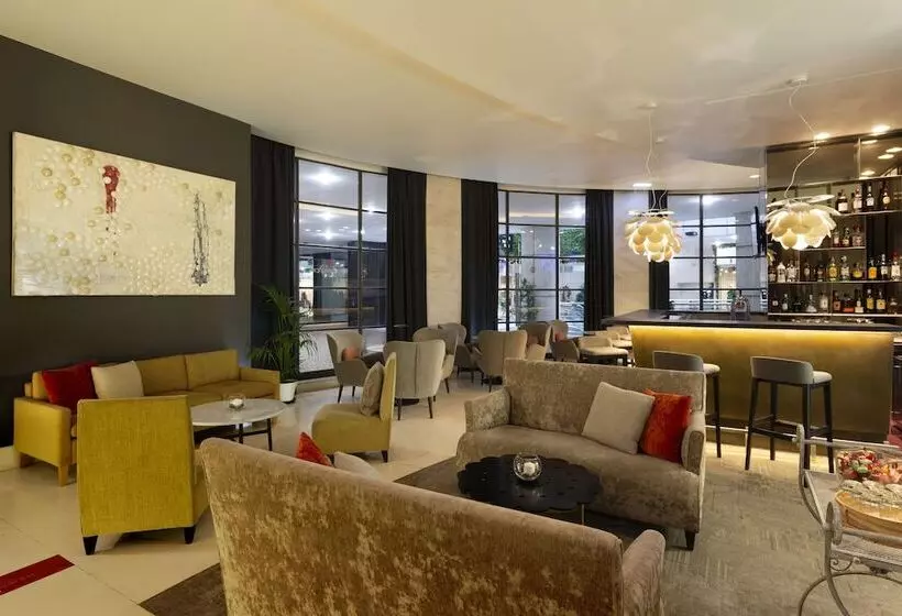Hotel NH Collection Lisboa Liberdade