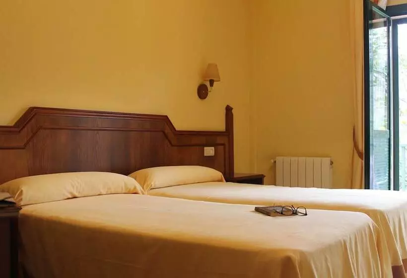 Отель Palacio De Fiame