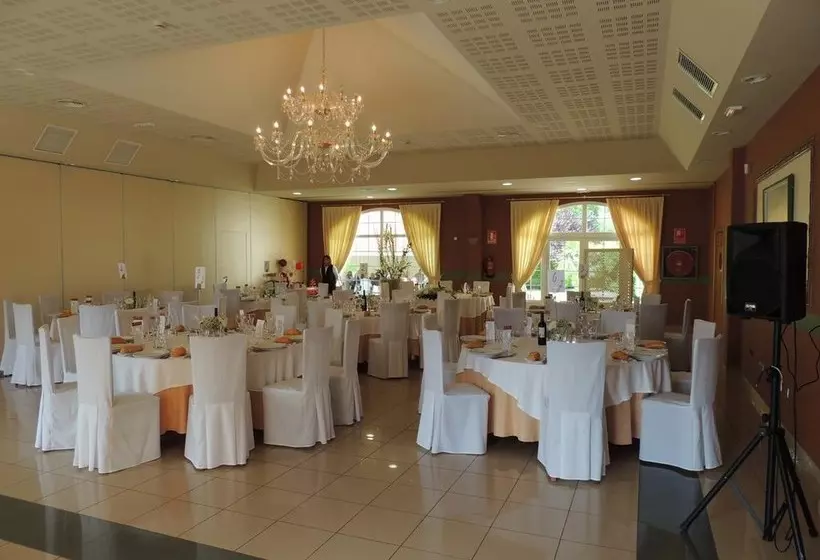 هتل Restaurante La Alhama