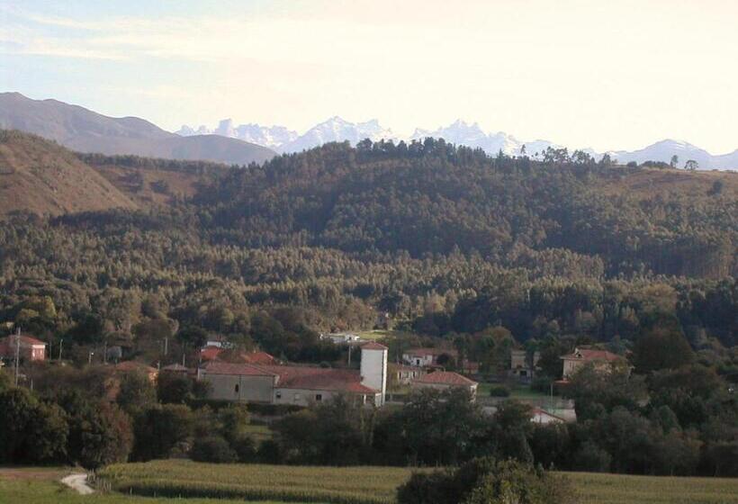 فندق ريفى Hontoria