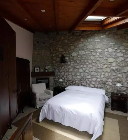 田舎風ホテル Hontoria