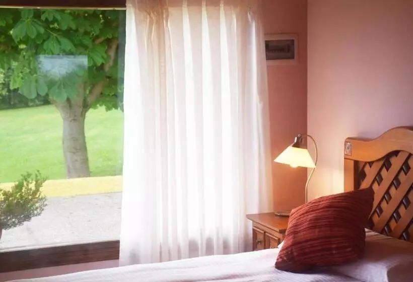 田舎風ホテル Hontoria