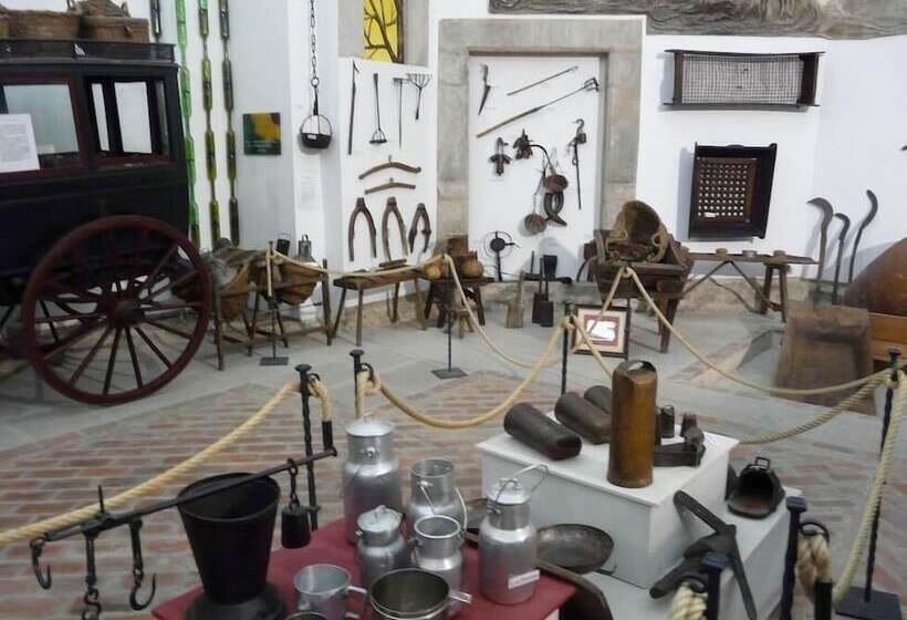 Hospedium Hotel Rural Soterraña