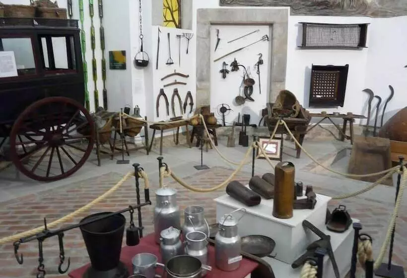 Hospedium Hotel Rural Soterraña