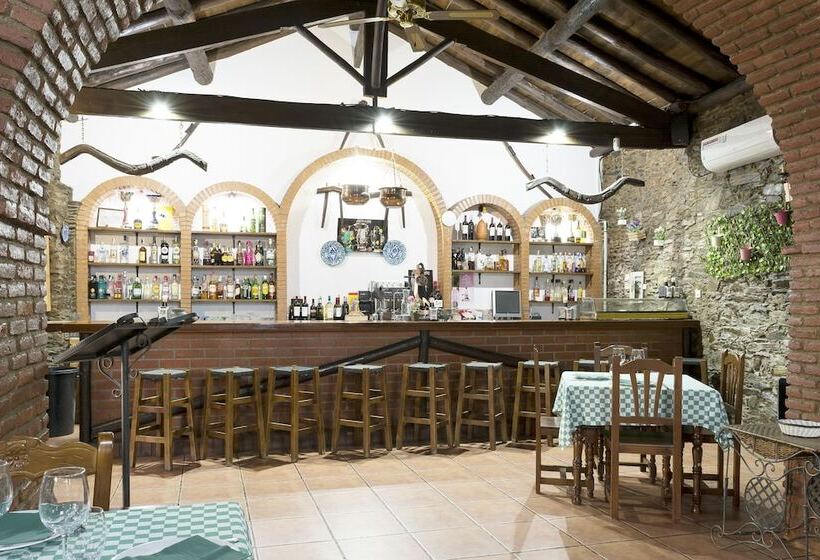 Hospedium Hotel Rural Soterraña