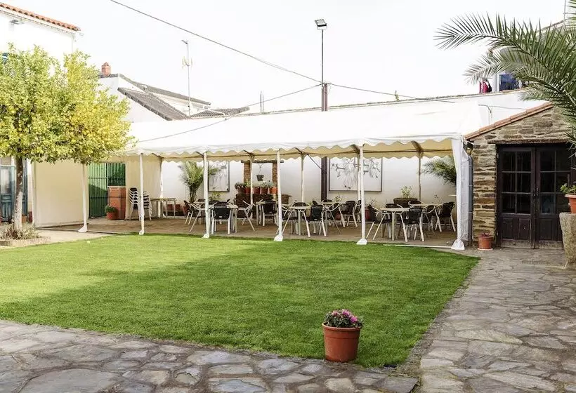 Hospedium Hotel Rural Soterraña