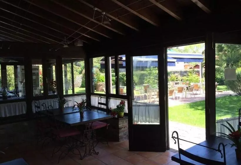 בית מלון כפרי La Casona De Nueva