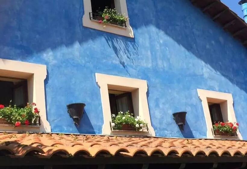 בית מלון כפרי La Casona De Nueva