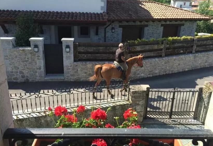 בית מלון כפרי La Casona De Nueva