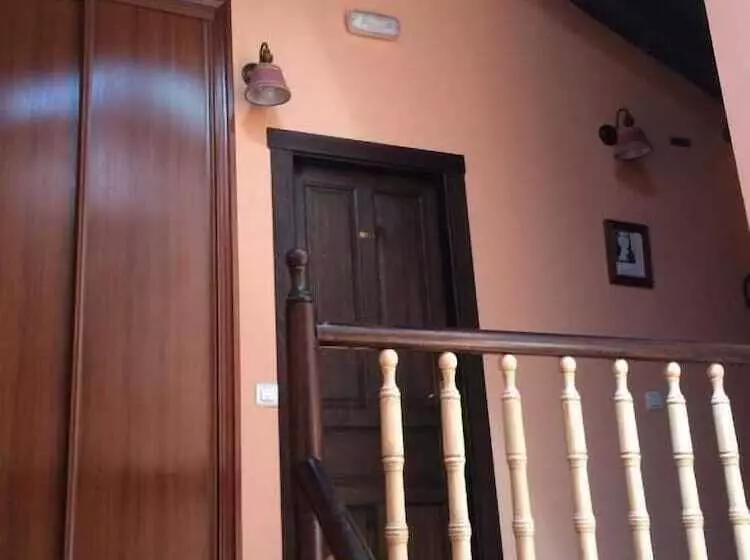 בית מלון כפרי La Casona De Nueva