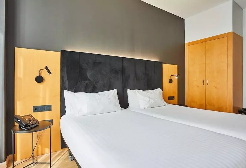 Отель Silken Sant Gervasi