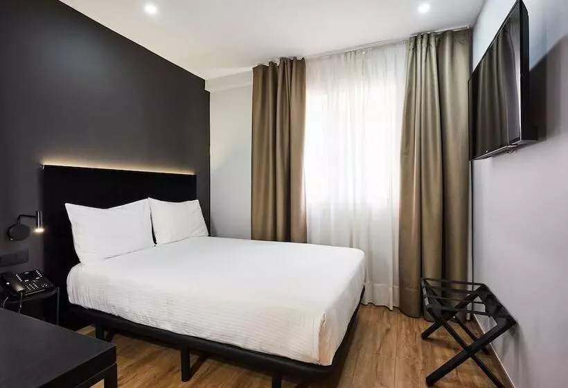 Отель Silken Sant Gervasi