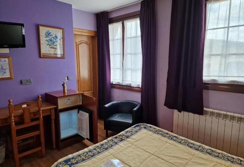 Отель Virginia R.h