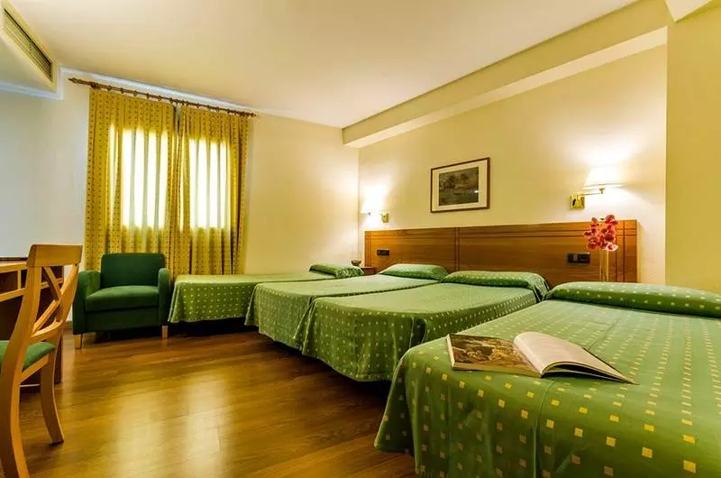 هتل Yit Conquista De Toledo