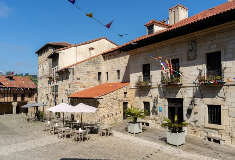 Parador De Santillana Gil Blas