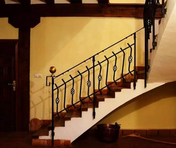 پانسیون Real Posada De La Mesta