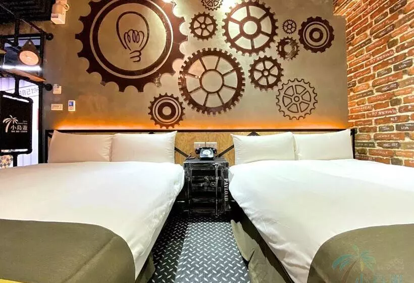 هاستل 和興大飯店  小島遊