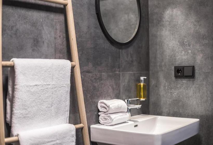 هتل Vanadziņa Māja