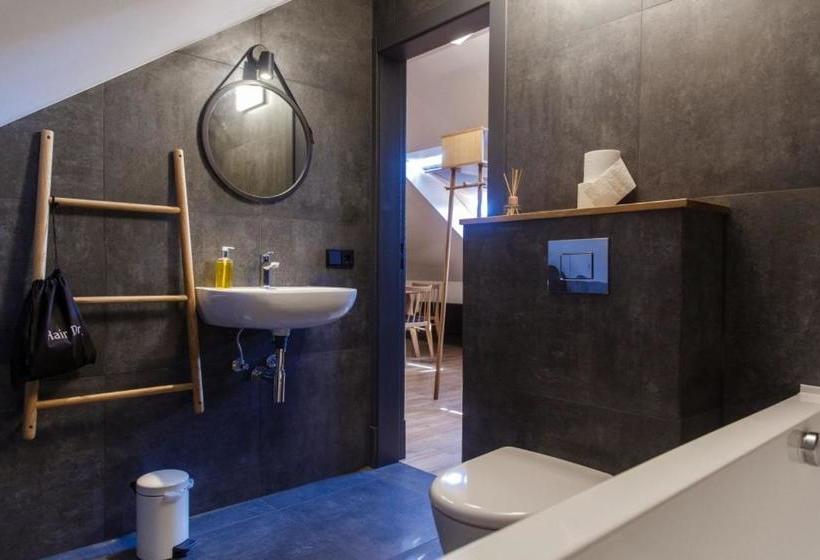 هتل Vanadziņa Māja