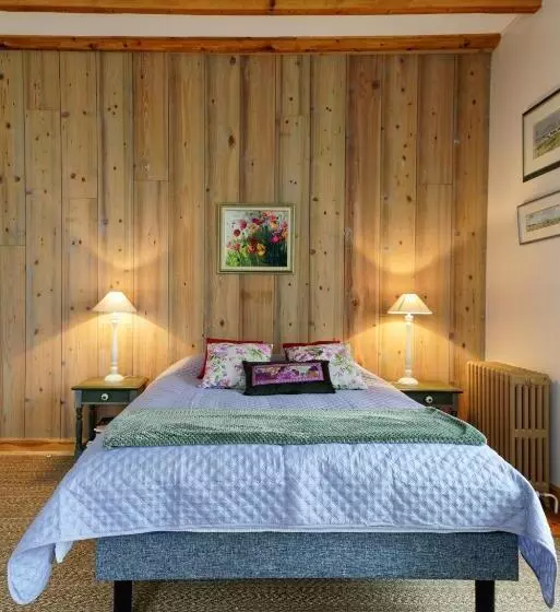 Aamiaismajoitus (B&B) Le Mont Besset