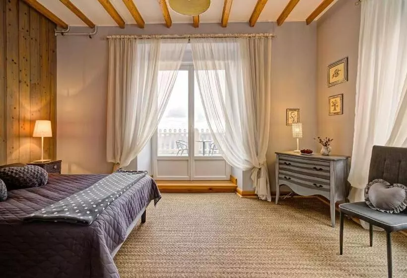 Aamiaismajoitus (B&B) Le Mont Besset