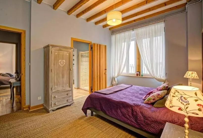 Aamiaismajoitus (B&B) Le Mont Besset