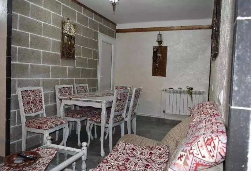 Mini Hostel N.tigranyan 5