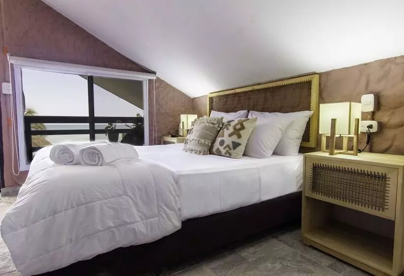 ホテル Selina Palomino