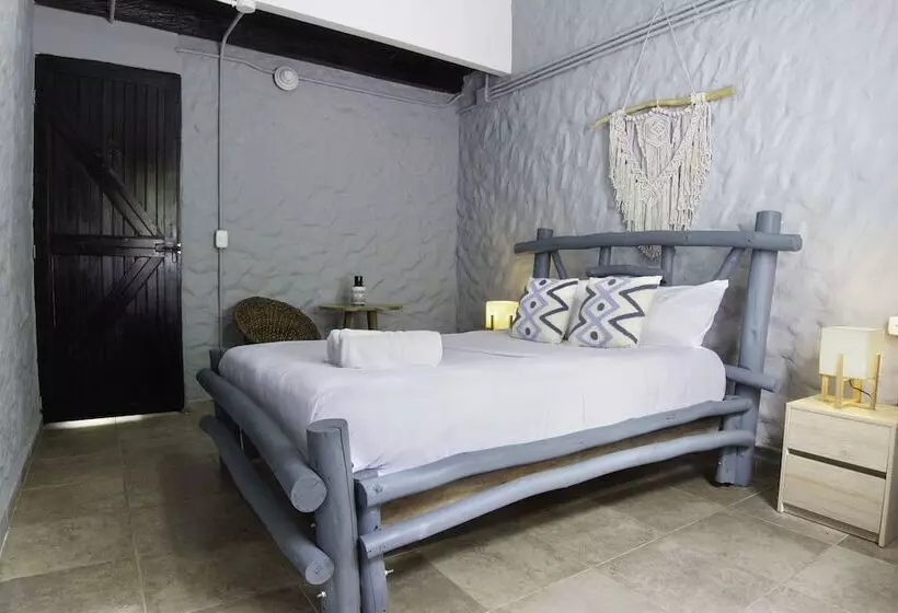 ホテル Selina Palomino