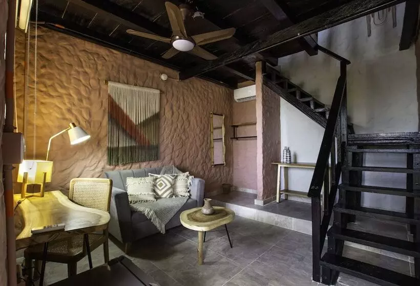 ホテル Selina Palomino