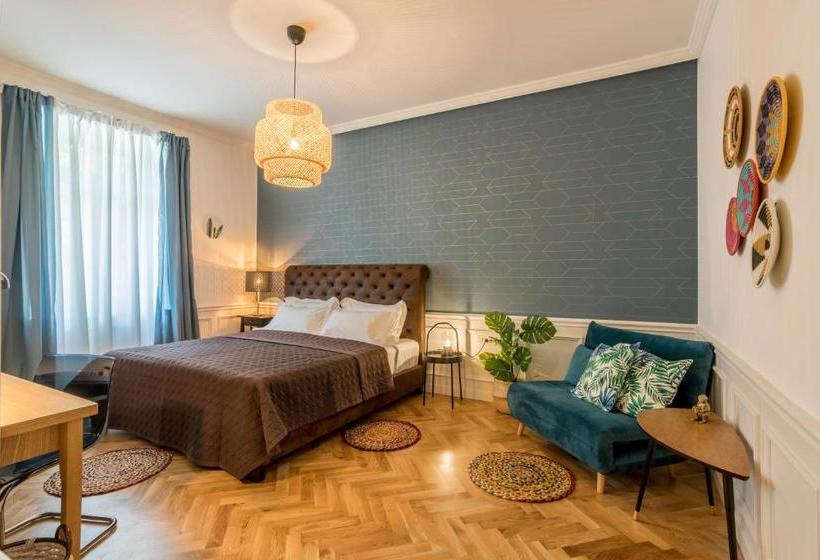 Bed and Breakfast Evala Luxury Rooms With Pool And Garden