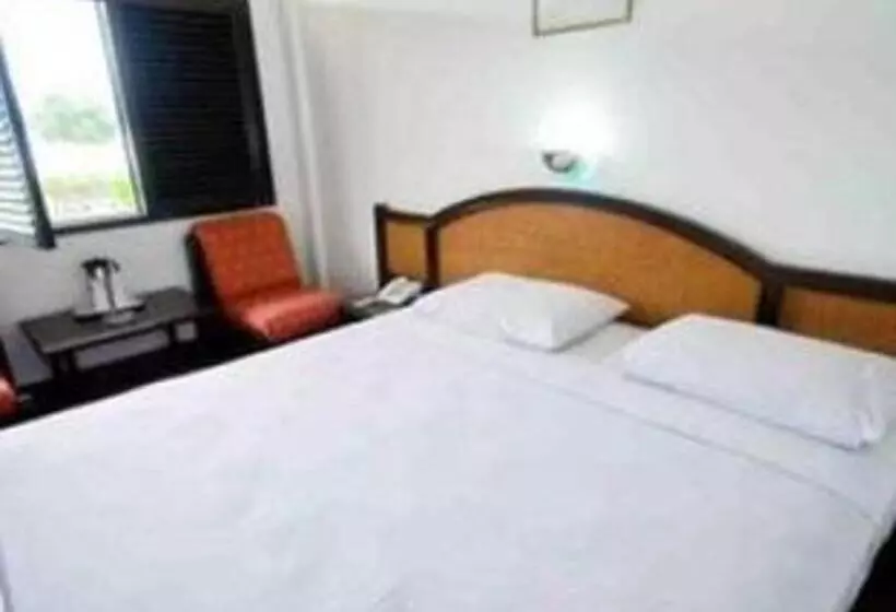 Darma Agung Beach Hotel Parapat