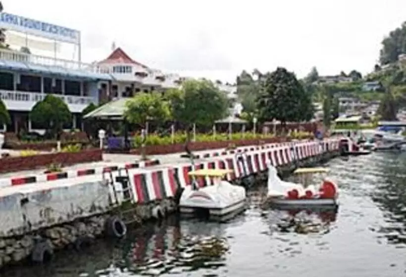 Darma Agung Beach Hotel Parapat