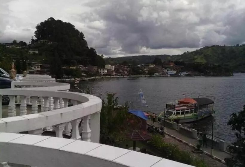 Darma Agung Beach Hotel Parapat