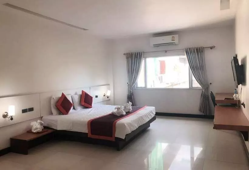 Hotelli Vientiane Chaleunxay Center