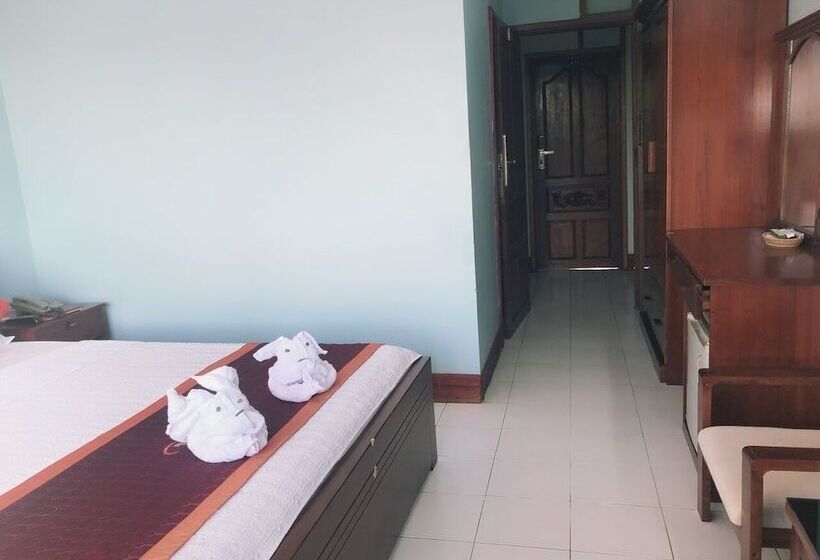 فندق Vientiane Chaleunxay Center