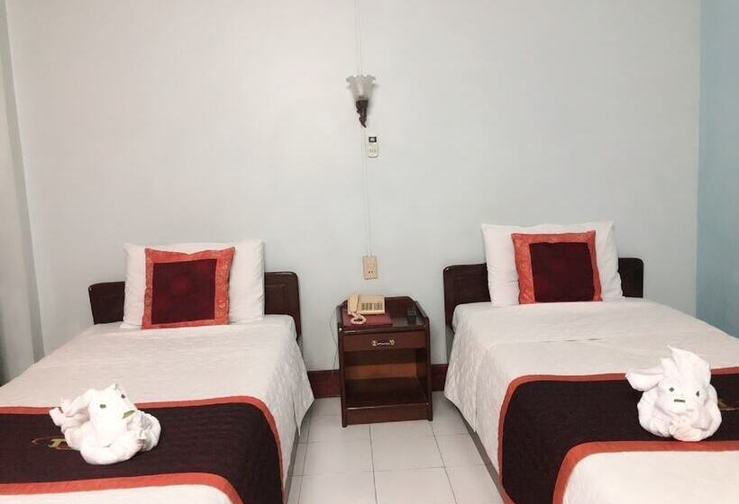 فندق Vientiane Chaleunxay Center