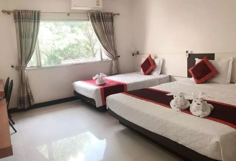 Hotelli Vientiane Chaleunxay Center