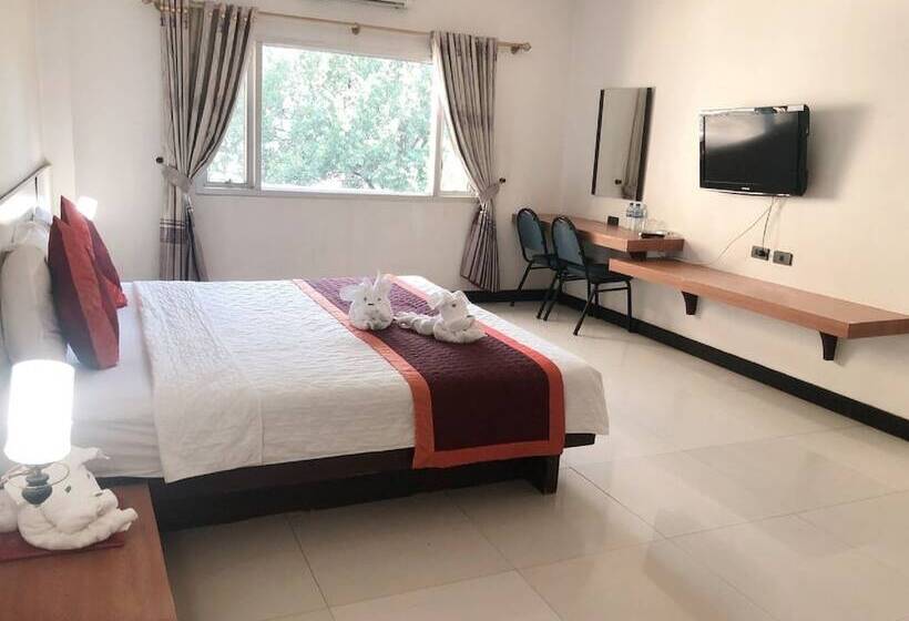 فندق Vientiane Chaleunxay Center