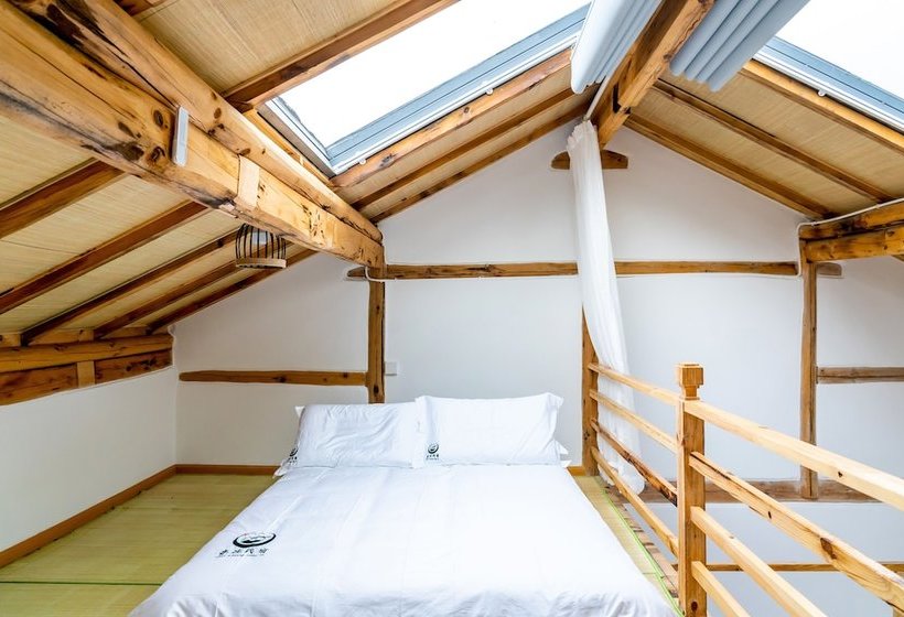 Pensjonat Kunming Airport Chun Zhuang Homestay