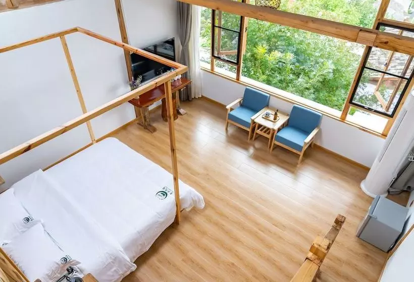 ペンション Kunming Airport Chun Zhuang Homestay
