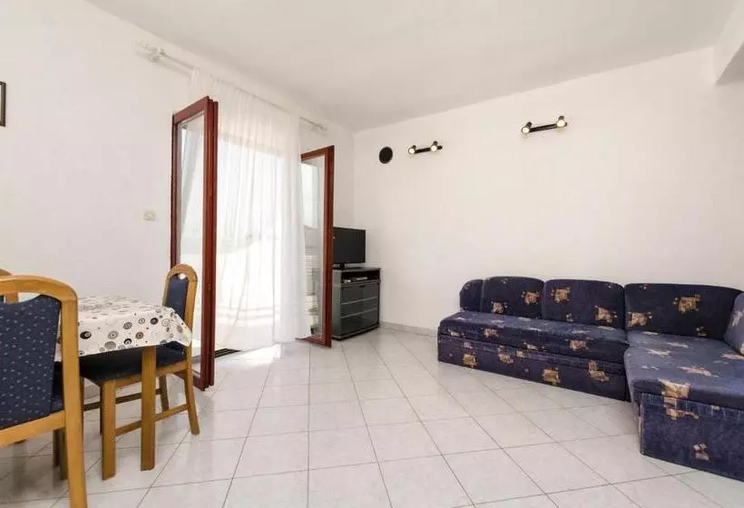 Apartments Mime