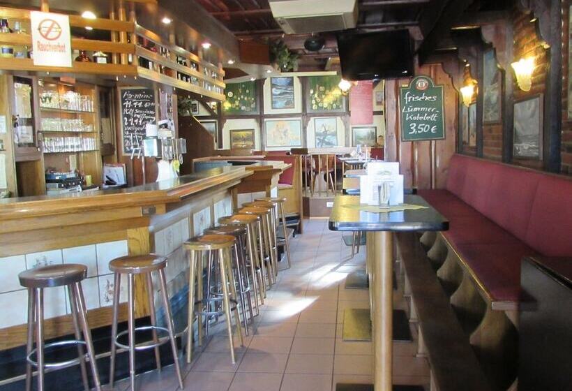 Eifel Quartier Pension Und Gasthof Em Gardestüffje