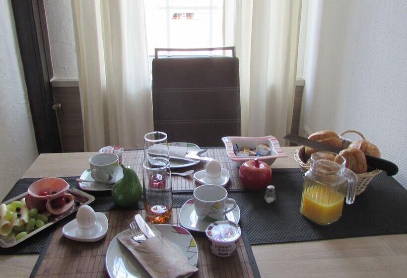 Eifel Quartier Pension Und Gasthof Em Gardestüffje