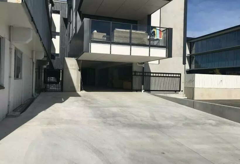 Riverwalk Apartments